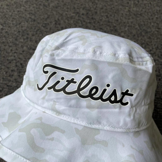 正品Titleist高尔夫球帽 软顶渔夫帽，遮阳 超轻 均码，可以调节大小！
只有十顶 商品图2