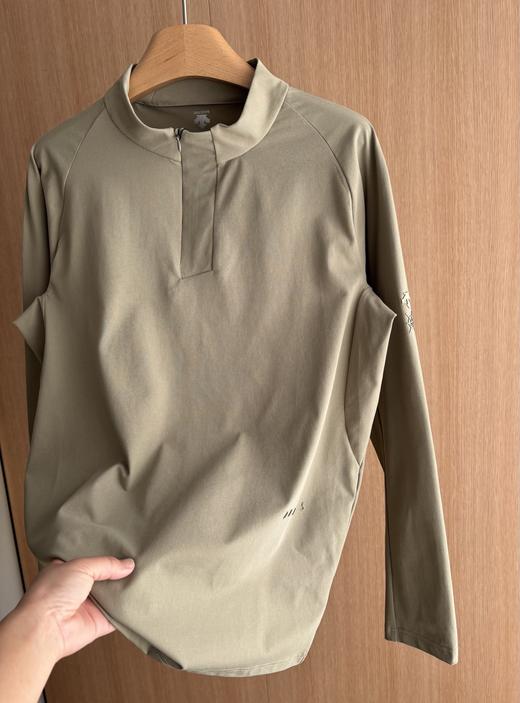 点此购买 迪桑特春秋季男士轻薄款半拉链长袖打底衫 ye 310937 商品图4