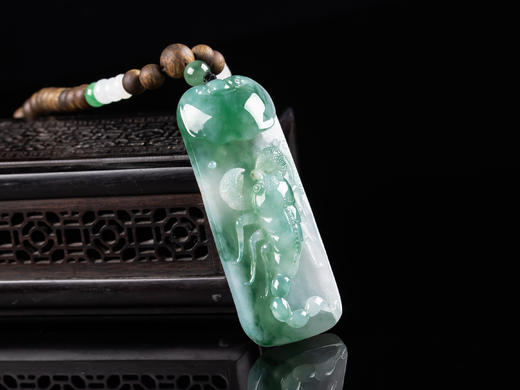 XY0002原创沉香+翡翠蝎子挂件 商品图3