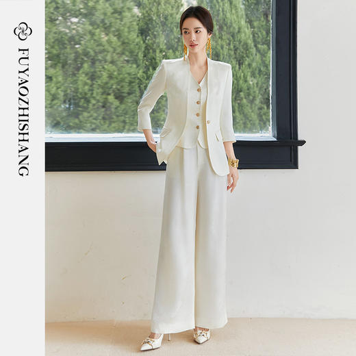 FUYAO扶摇 国风提花套装2025新款女装时尚洋气减龄醋酸西服三件套 商品图0