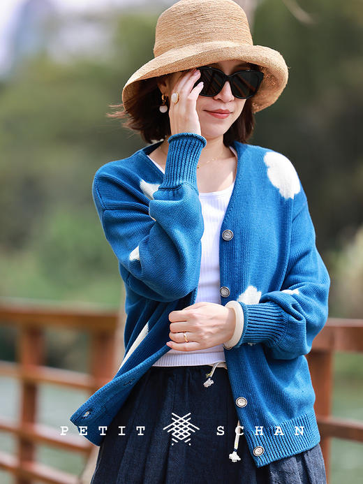 PETIT SCHAN小闪 CLO#750 a bright sky 晴空下 纯棉手工蓝染波点开衫 商品图0