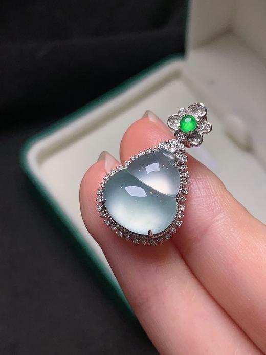 葫芦翡翠吊坠 商品图3