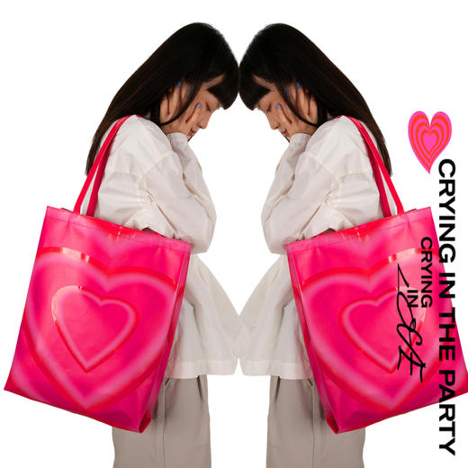 CryingCenter 限定粉色爱心波动防水PVC托特手提包 哭喊中心 商品图3
