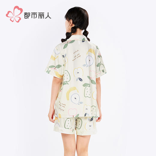 都市丽人超值精选女士特价棉质短袖套装薄牛奶丝拉架短袖类LHH1A4 商品图3