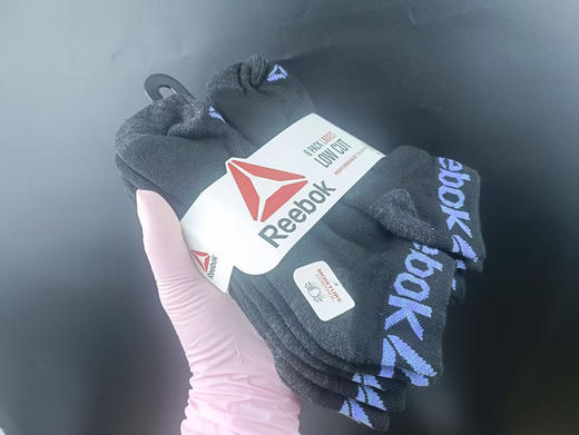 外贸正品锐步女款中帮毛巾底运动训练袜！
码数适合35-39码
4个配色，一卡六双! 商品图4