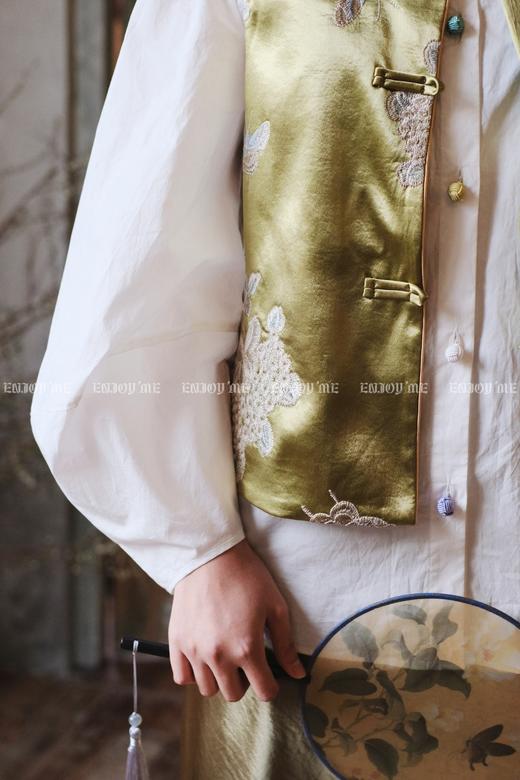 【门店同款】ENJOY春季云敛-春光推盏彩扣中式衬衫 161848352 商品图4