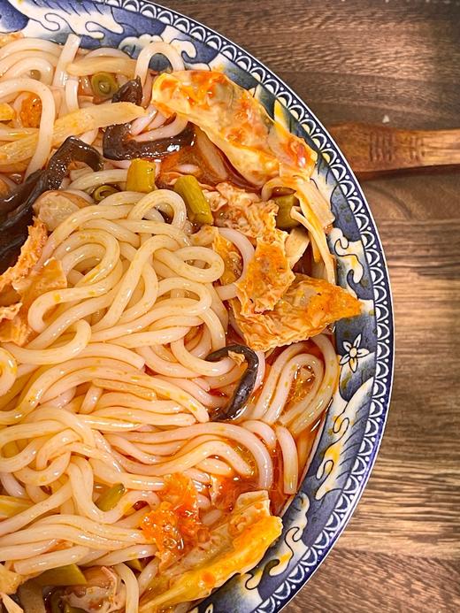 广西桂林手工做螺蛳粉  健康无添加  真正筒骨螺蛳柴火熬制  真材实料  酸辣过瘾，开胃爽口 商品图3