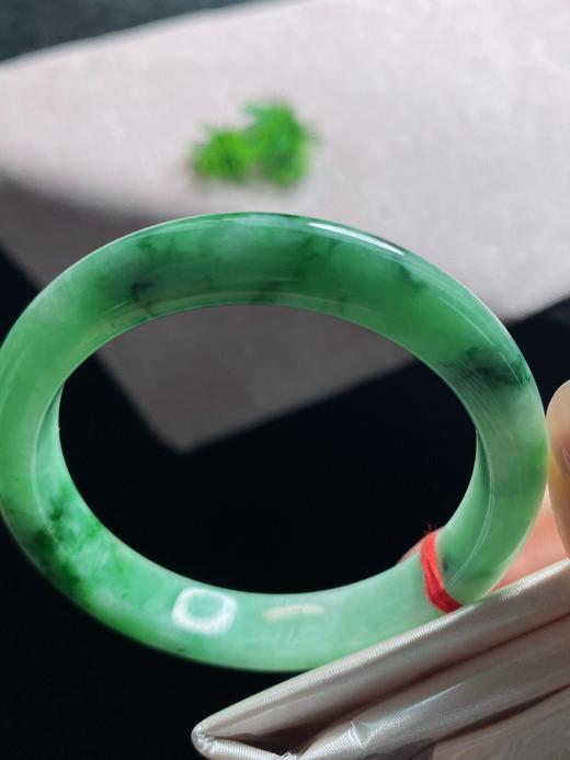 53正圈翡翠手镯 商品图1