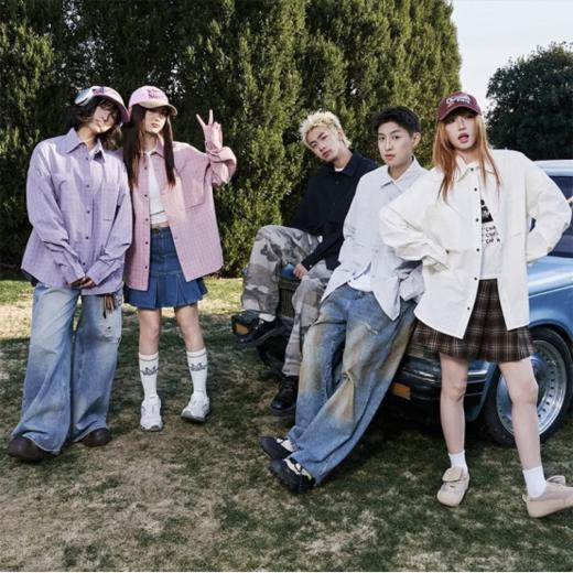 神仙情侣款衬衣❗仅售79/件💰同款官网258💰【斯辰唯佳 情侣多巴胺色系🌈山系泡泡格衬衣E50-G2509】拍照超上镜📸和TA一起甜到炸🔥 商品图0