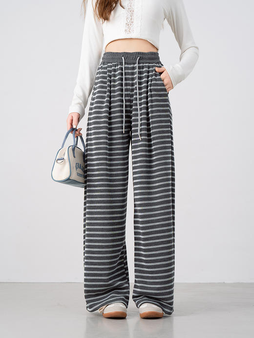 【伊泺杉撞色条纹慵懒风休闲裤】🔥春夏必备的一条百搭神裤 垂感很好，好穿不易皱🔊 上身真的好好看狠有质感全网火爆 怒推！！ 商品图3