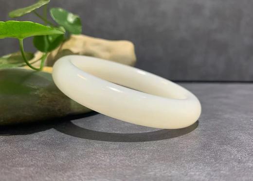 【御珠宫坊·传承系列】羊脂白玉手镯55mm 商品图5