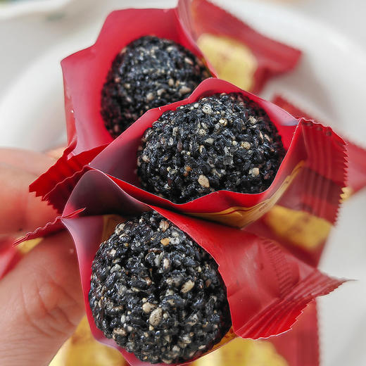 胶娘娘 黄精黑芝麻丸 商品图2