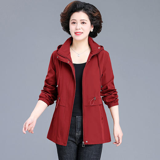 MW896801 婆婆妈妈春装洋气外套2025新款中老年女装连帽开衫夹克短款上衣服 商品图0