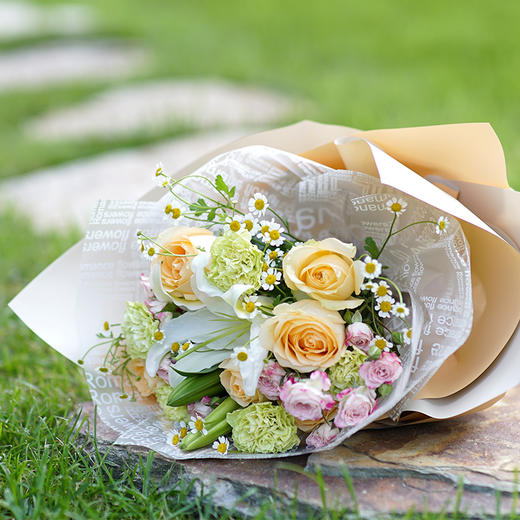 爱的陪伴丨玫瑰混搭花束 商品图2