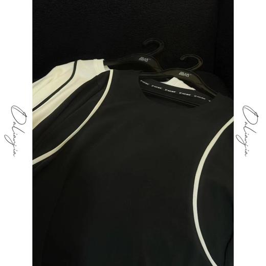 【时光书签】韩系肩部撞色线条打底衫上衣时尚休闲百搭 商品图3