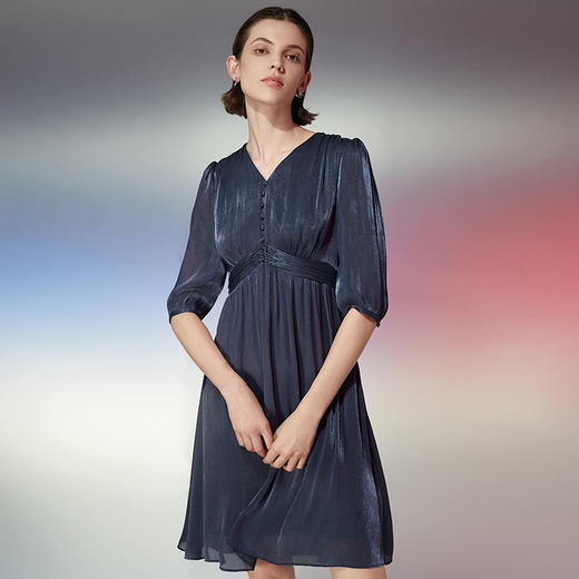 EITIE爱特爱夏季新款V领显瘦高腰气质连衣裙7807504 商品图2