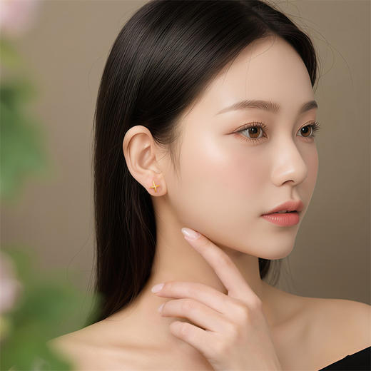 黄金星星耳饰 足金耳钉精美耳环MEMORA诗普琳LE434701 商品图1