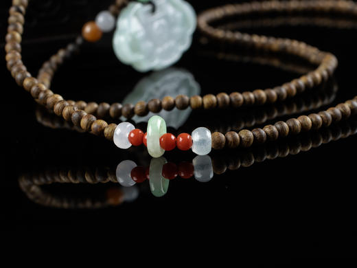 XY0068原创沉香+翡翠岁岁平安锁挂件 商品图6