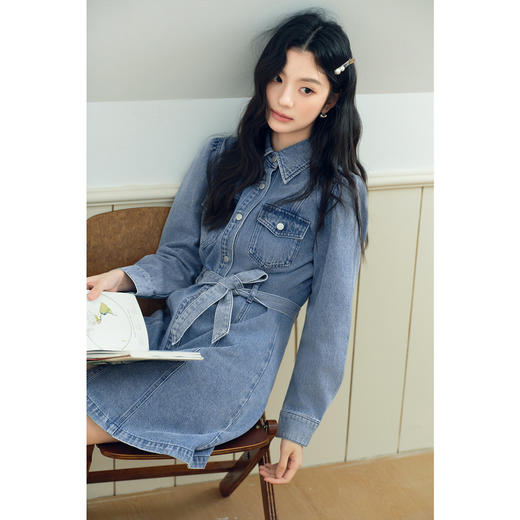 【严选】诗凡黎廓形牛仔连衣裙2025春新款翻领气质收腰复古显瘦中长裙7G3190541 商品图2