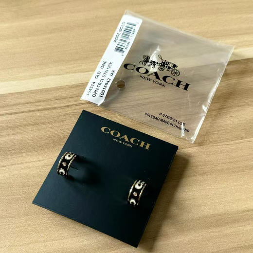 女神节 爆款 2025新春爆款 原单正品Coach/蔻驰 签名珐琅 Rondell 耳钉超帅 超百搭。黑白两色 商品图8