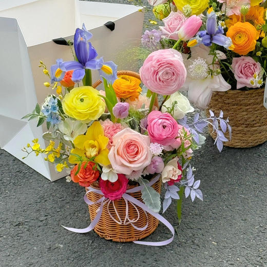 《缤纷女神》多巴胺色系手提花篮，品种随机 商品图4