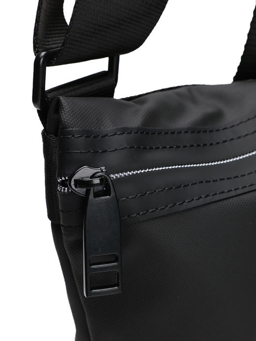 callisto黑色头层牛皮斜挎包 商品图3