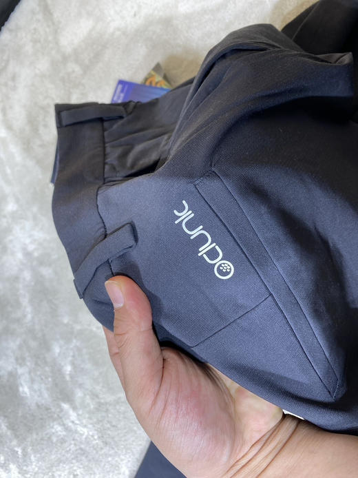 正品奥蓝克OCLUNLC GOLF高尔夫弹力速干修身长裤 
男士春秋季新款运动裤子golf球裤弹力休闲裤
吊牌价格988
只有黑灰35 36 卡其33 浅灰33各几条 商品图12