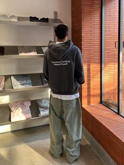 WassupHouse宽松短宽印花插袋连帽卫衣 商品图1