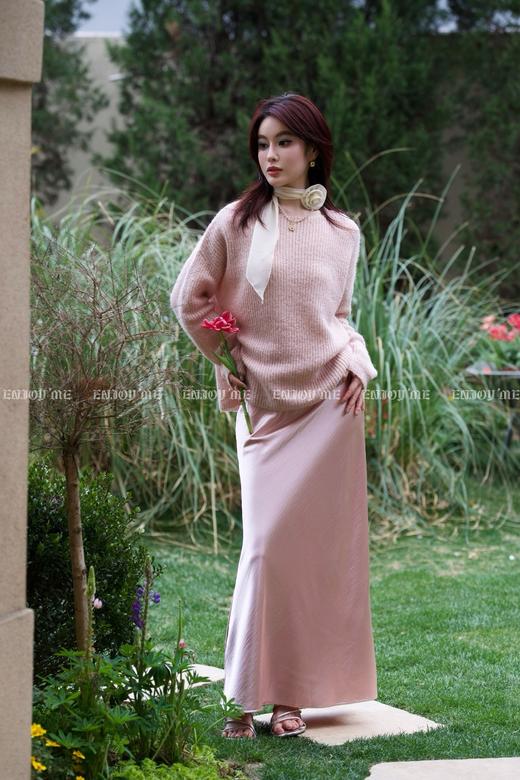 【门店同款】ENJOY春季“绮梦繁花”玫瑰花飘带毛衣 161844204 商品图6