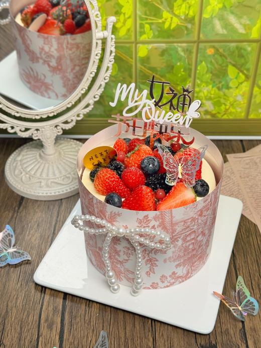 红丝绒玫瑰莓果裸蛋糕【节日限定】 商品图0
