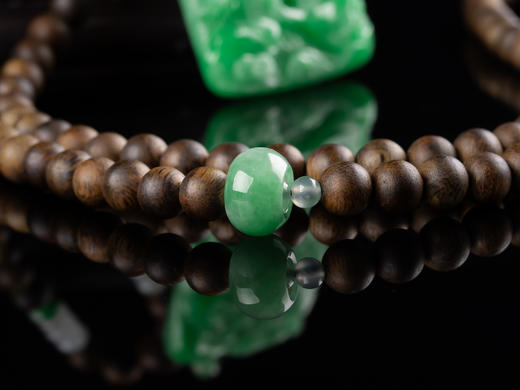 XY0032原创 沉香+阳绿翡翠山水牌挂件 商品图7