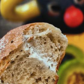 [屁侠推荐]不止一食 奇亚籽米面包 米香浓郁