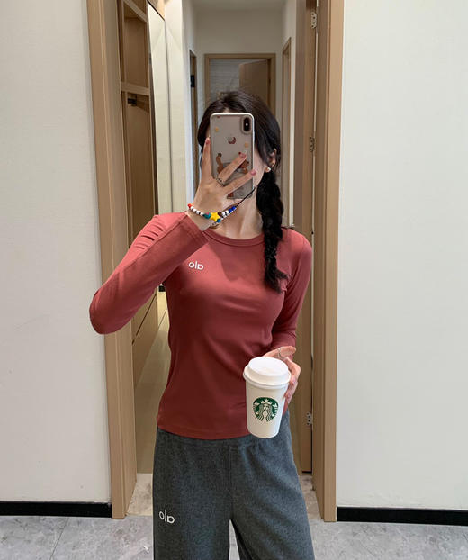 alo女士螺纹修身打底衫030505 商品图0