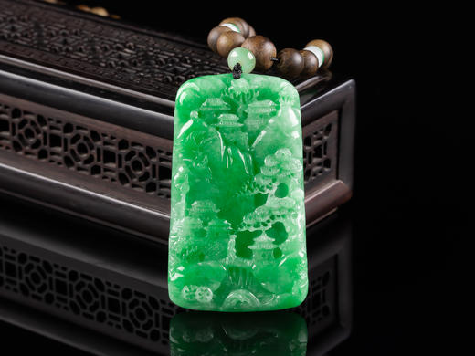 XY0032原创 沉香+阳绿翡翠山水牌挂件 商品图2