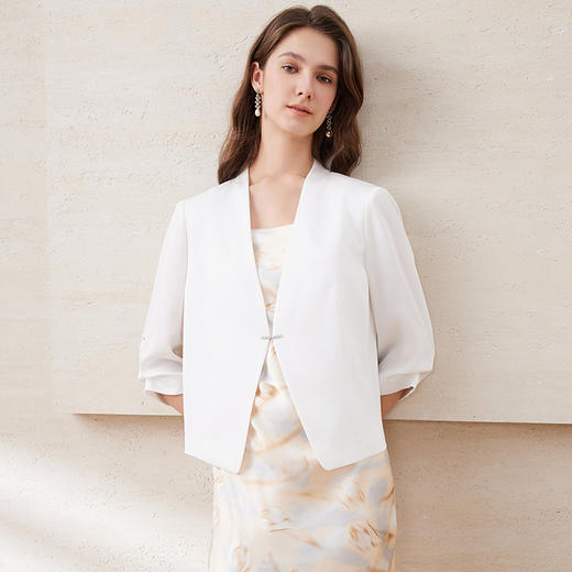 EITIE爱特爱精致通勤高级显瘦百搭白色短款西装外套2025夏季新款B2503604 商品图4