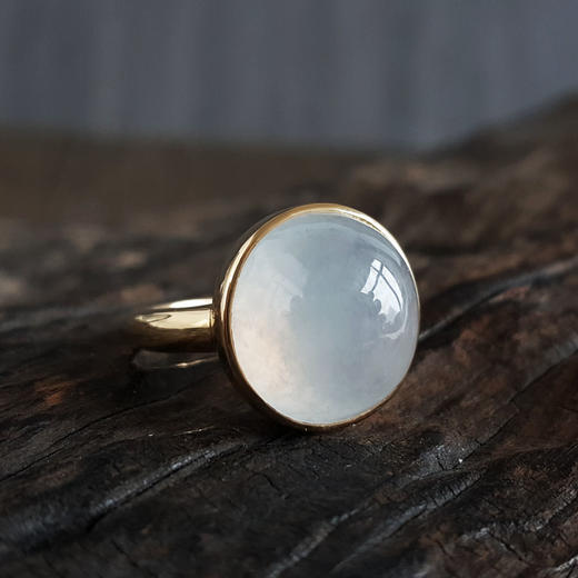 【天然正品】AU750精品黄金镶天然冰种白色蛋面翡翠戒指060325AH33 现售价：3980 商品图4