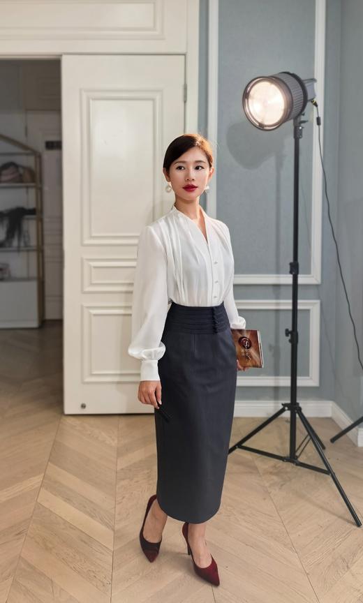 逸红颜明月优选#新中式包臀裙「美术馆」 国风复古丹宁色裙，别样的风情万种，进口tr面料 商品图6