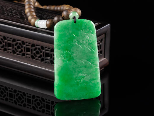 XY0032原创 沉香+阳绿翡翠山水牌挂件 商品图5