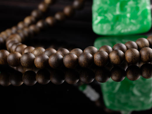 XY0032原创 沉香+阳绿翡翠山水牌挂件 商品图8