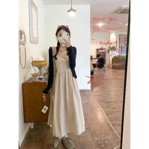 <曾小咸推荐>4.6现货秒杀 ！微信超特价！韩系V领吊带连衣裙 日常189.99 立减100 秒杀89.99！！ 商品图2