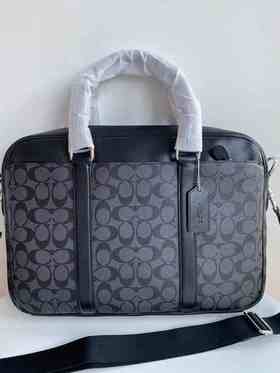 美国Coach 蔻驰男士PVC大号单肩斜跨手提商务电脑公文包黑色