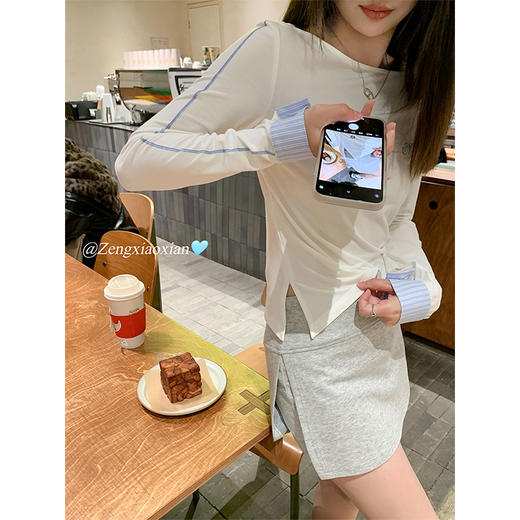 <曾小咸推荐>慵懒风米白色字母绣花一字领T恤 商品图1