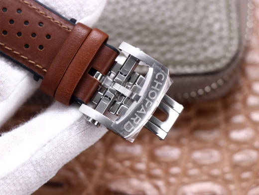 NOOB official厂出品➕基于正品original原版开模的Super copy，萧bang赛车系列精品，直径44mm，厚度14mm，小牛皮内衬天然纯进口橡胶表带，自动机械机芯，密底，肖邦赛车 商品图8