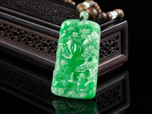 XY0032原创 沉香+阳绿翡翠山水牌挂件 商品图4