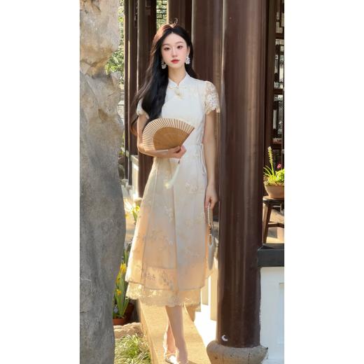【65折秒杀】鹿向南「花谷雾漫」新中式连衣裙女夏气质短袖蕾丝改良式旗袍长裙QJD00230 商品图2