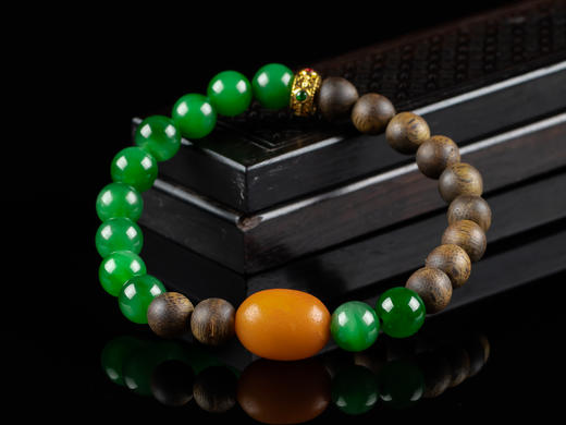 XY0017原创沉香+碧玉老蜜蜡枣珠手串 商品图2