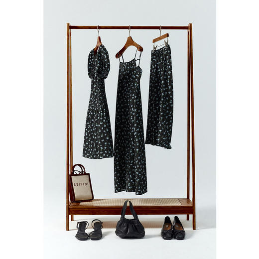 【严选】诗凡黎小蓝花连衣裙25春新款泡泡袖法式甜美小个子显瘦茶歇中长裙7G3190561 商品图2