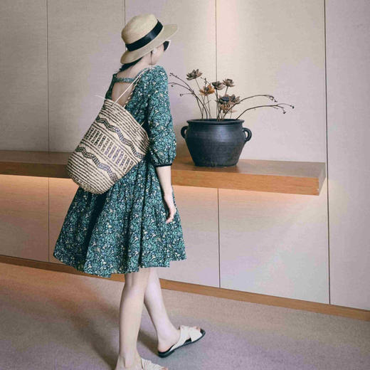 顺丰包邮洛诗琳15231夏季新款减龄气质方领碎花中长款连衣裙52007 商品图4