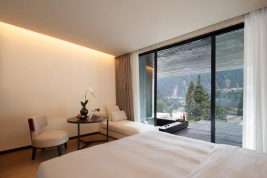 甘孜温泉泡汤酒店NO.1🌟【海螺沟·二山来温泉度假酒店】周末节假日不加价
🏞️远离喧嚣，回归自然，开启您的惬意之旅！ 商品图3