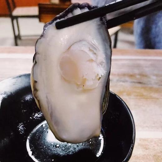 【乳山生蚝三倍体】北纬37度纯净海域，乳山生蚝肥美口味鲜甜，个头大、肉质饱满、入口爽滑、汁液鲜美 商品图4